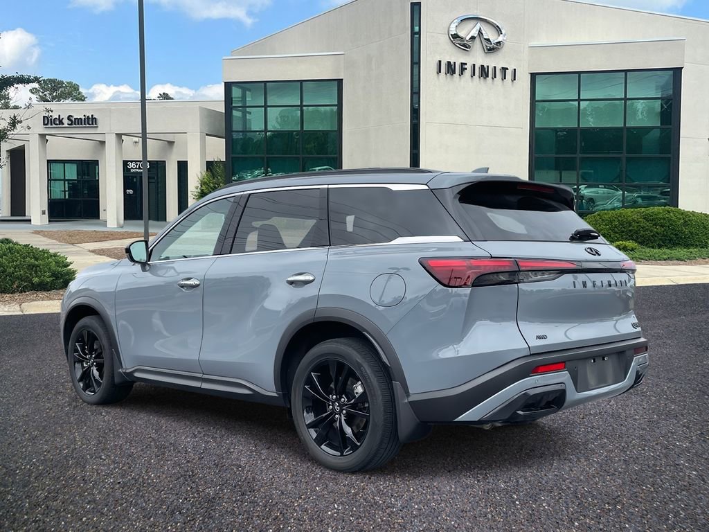 Used 2025 INFINITI QX60 Luxe w/ Black Edition image 3