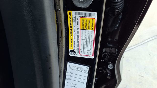 Used 2025 Ford Explorer ST-Line w/ ST-Line Street Pack image 36