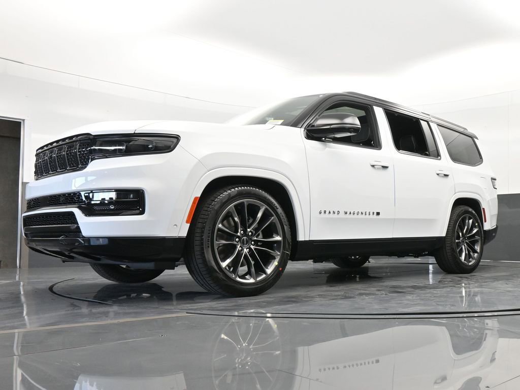 Used 2024 Jeep Grand Wagoneer Series II w/ Quick Order Packagew 28T image 56