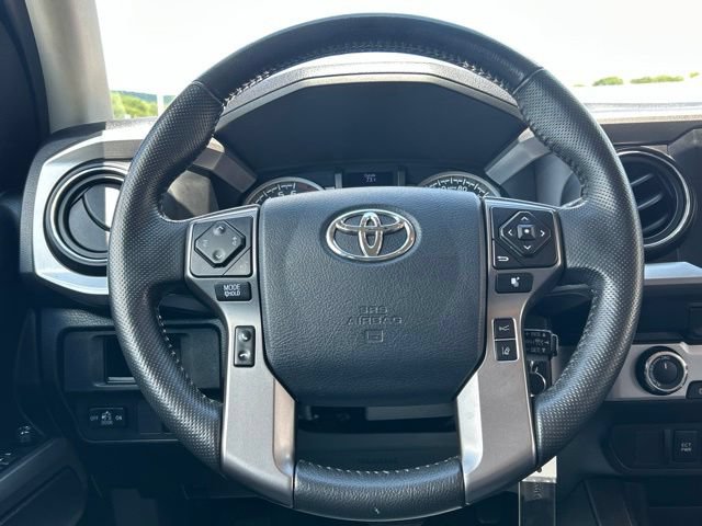 Used 2019 Toyota Tacoma SR5 AWD/4WD image 39