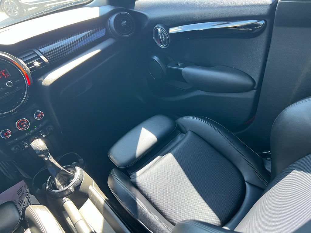 Used 2016 MINI Cooper S FWD image 11