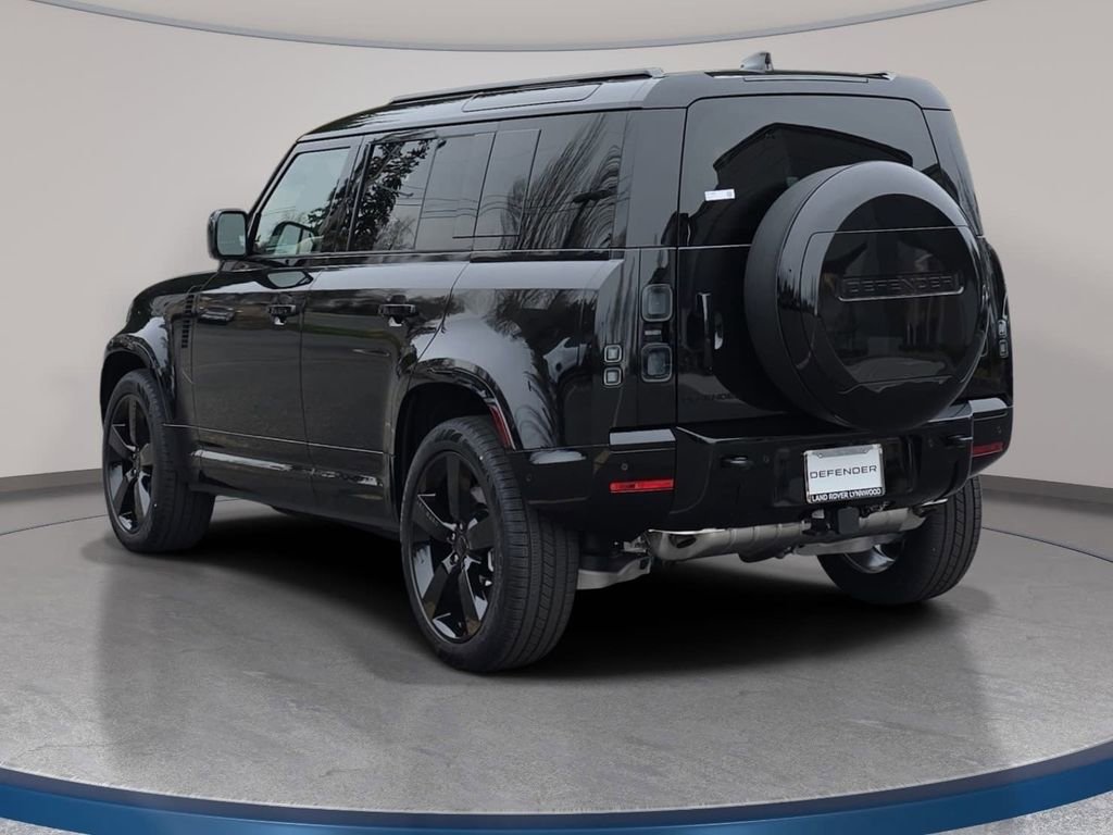 New 2026 Land Rover Defender 110 X-Dynamic SE image 7