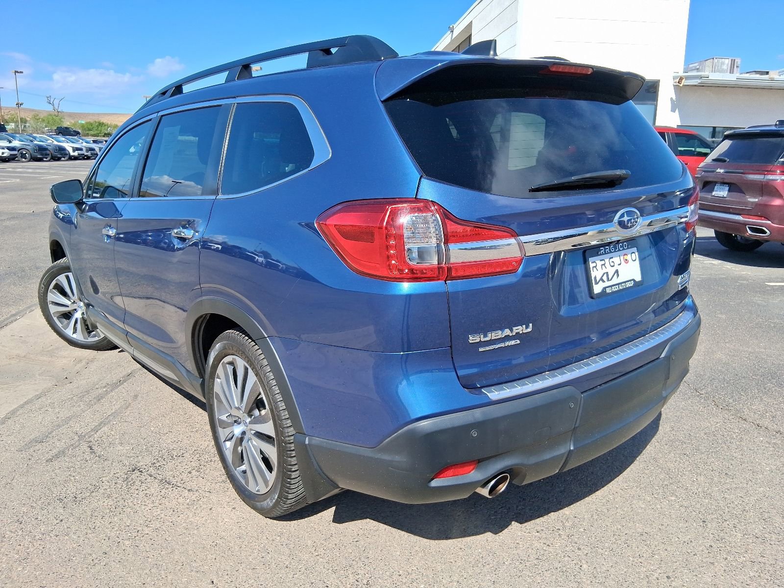 Used 2019 Subaru Ascent Touring w/ Popular Package #2 AWD/4WD image 3