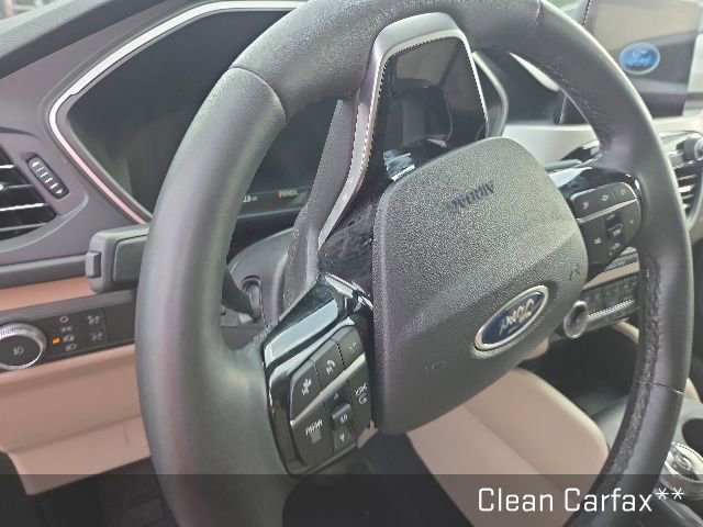 Used 2022 Ford Escape SEL w/ Technology Package AWD/4WD image 11