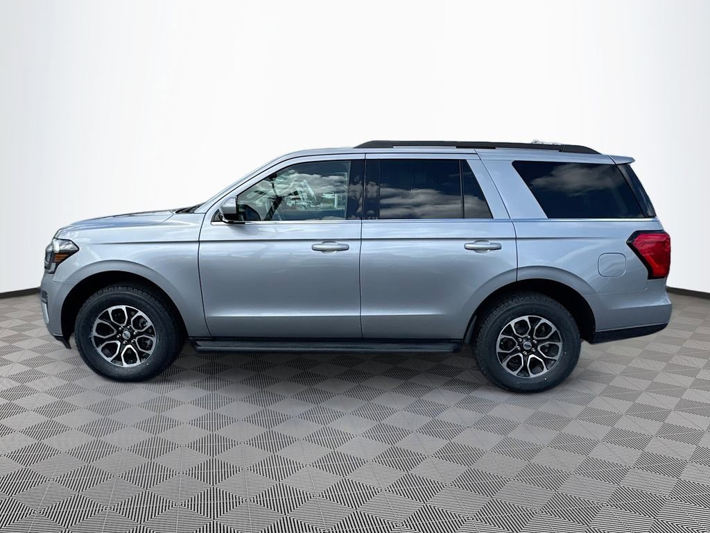 Used 2024 Ford Expedition XLT image 9