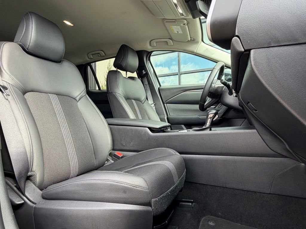 Used 2025 MAZDA CX-50 AWD 2.5 S w/ Preferred Package image 19