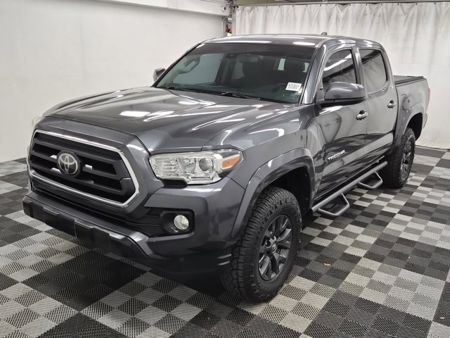 Used 2020 Toyota Tacoma SR5 image 3
