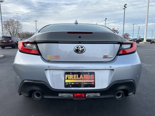 New 2025 Toyota GR86 Base image 6