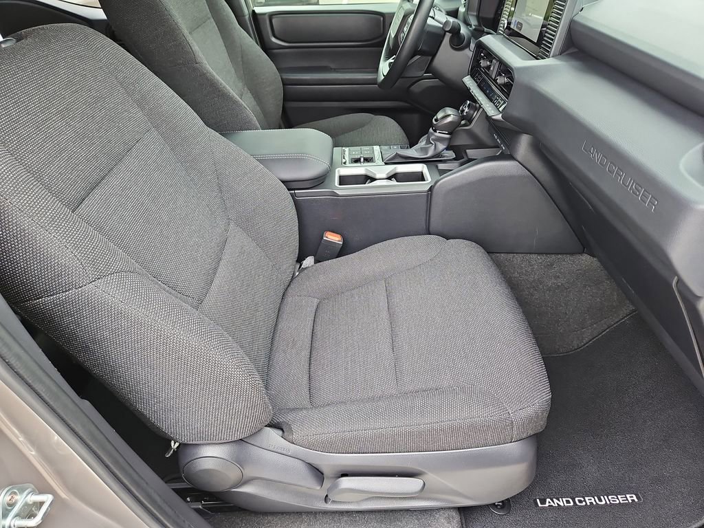 Used 2024 Toyota Land Cruiser image 13