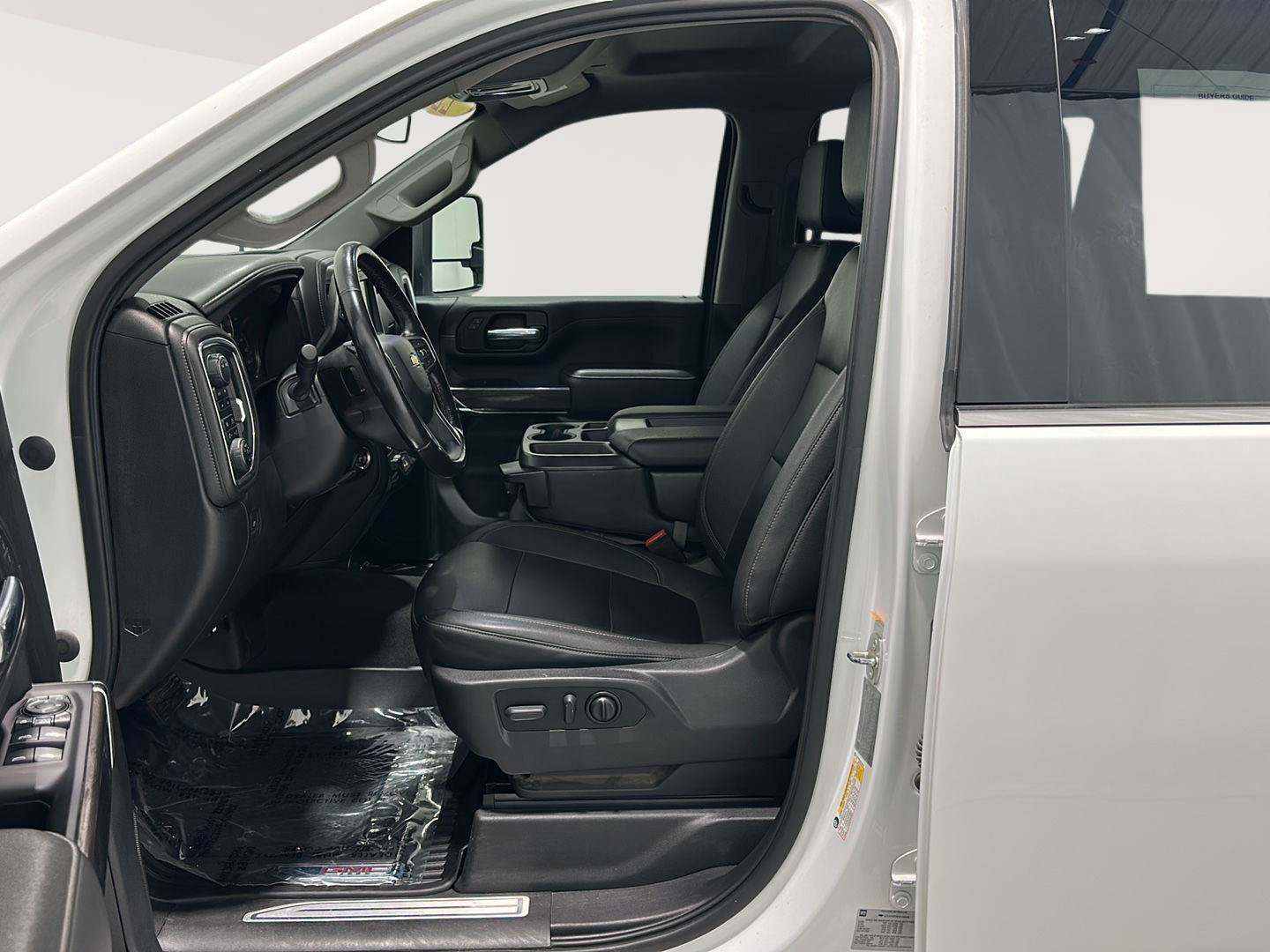 Used 2022 Chevrolet Silverado 3500 LTZ w/ Z71 Off-Road Package AWD/4WD image 17