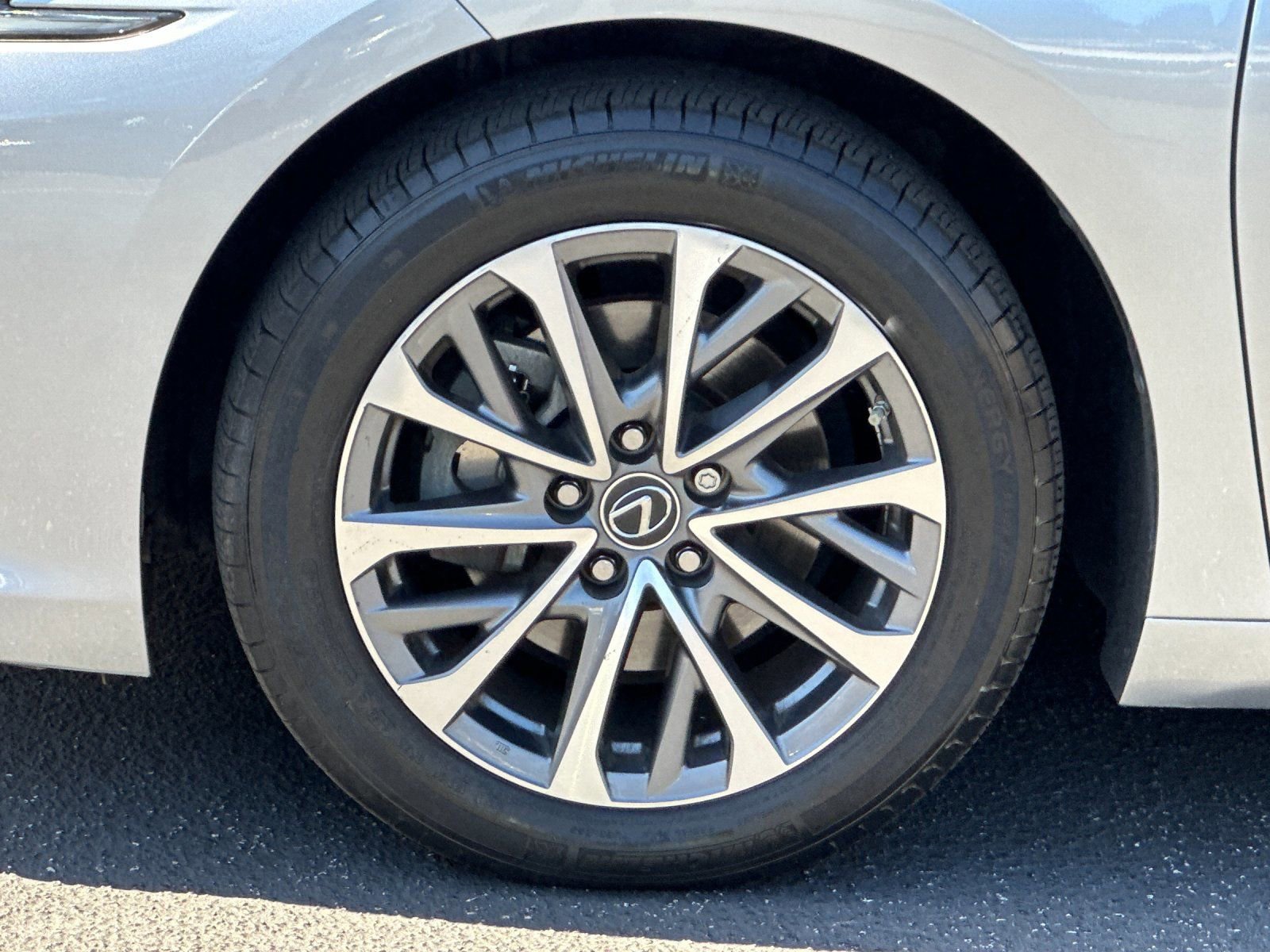 Used 2023 Lexus ES 350 w/ Accessory Package (Z2) image 32