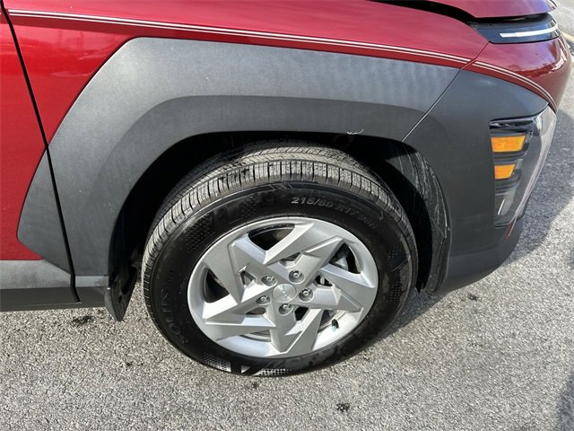 Used 2024 Hyundai Kona SE image 13