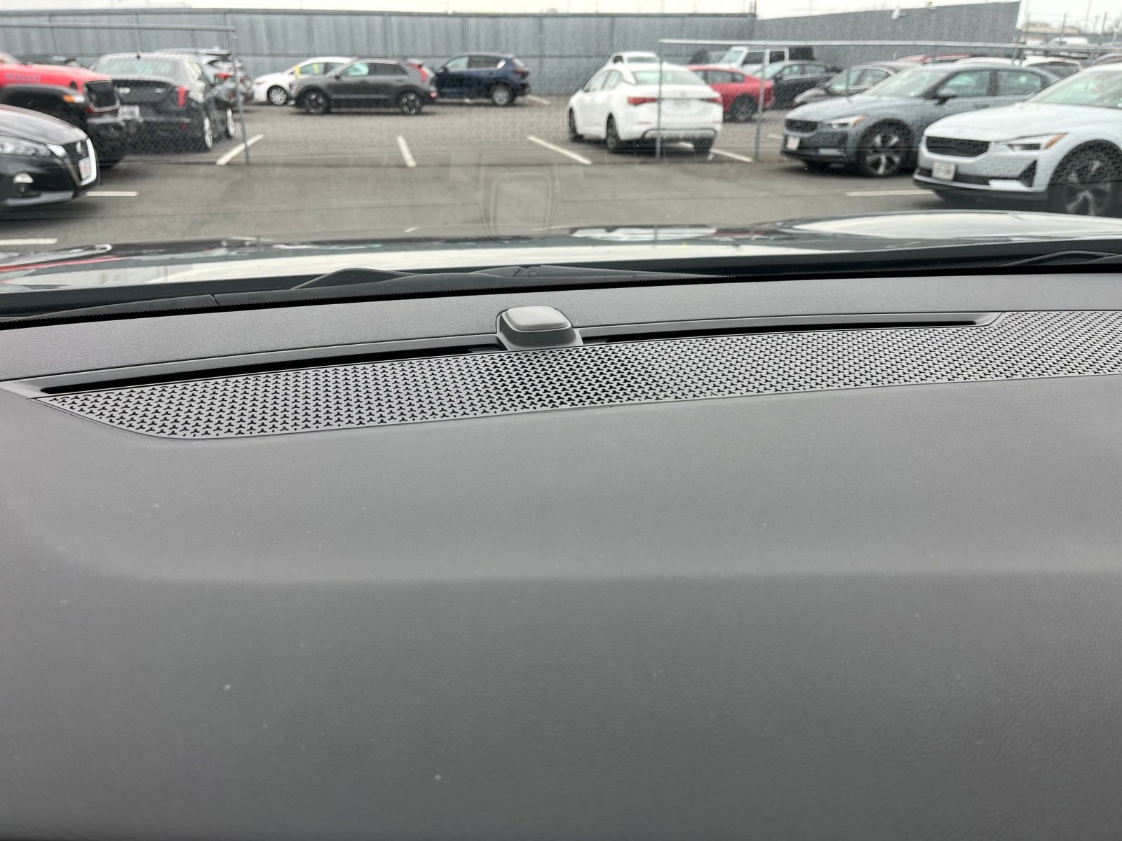 Used 2025 Chevrolet Equinox LT image 18