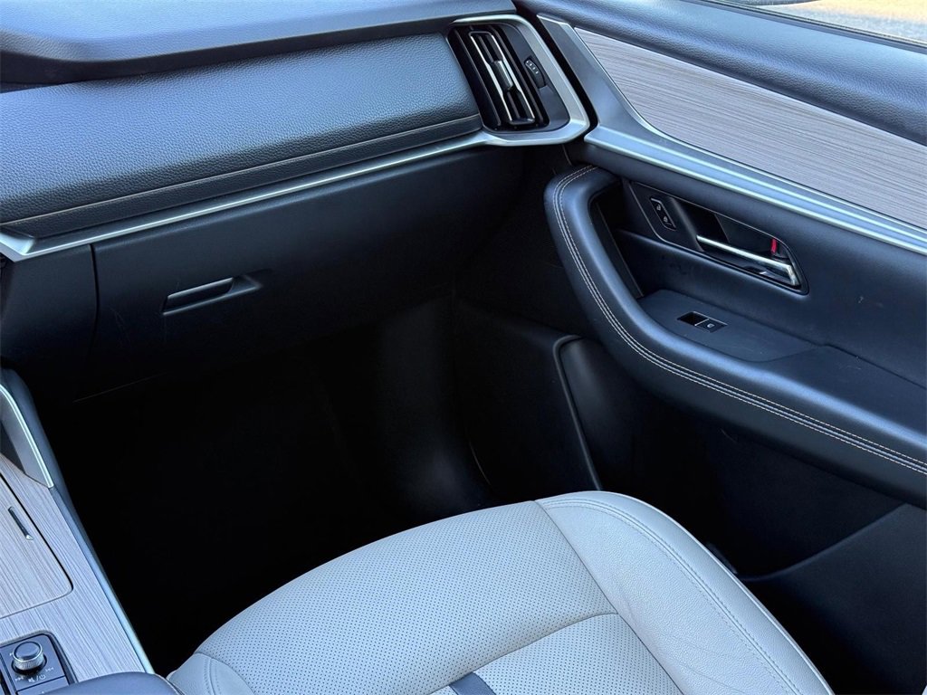 Used 2024 MAZDA CX-90 3.3 Turbo w/ Premium Package image 15