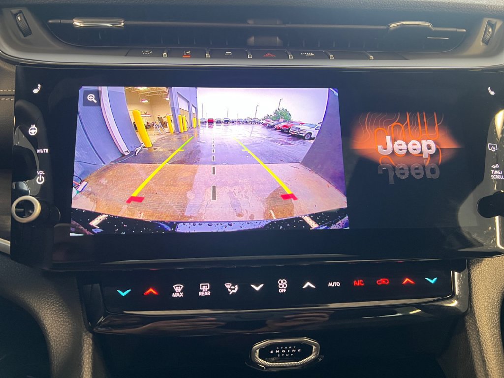 New 2027 Jeep Grand Cherokee L 4WD image 9