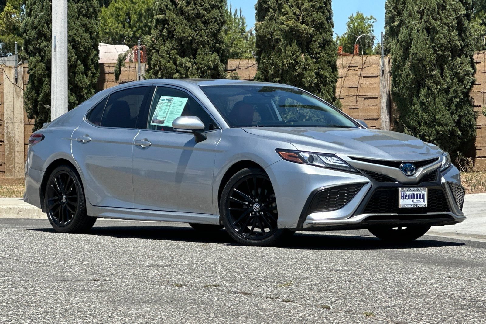 Used 2023 Toyota Camry XSE w/ Cold Weather Package FWD image 2