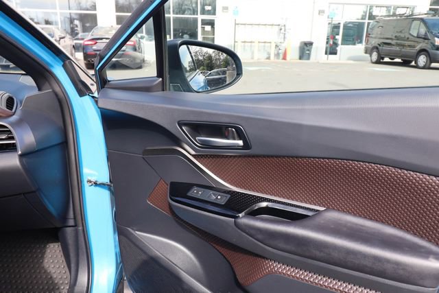 Used 2019 Toyota C-HR Limited image 32