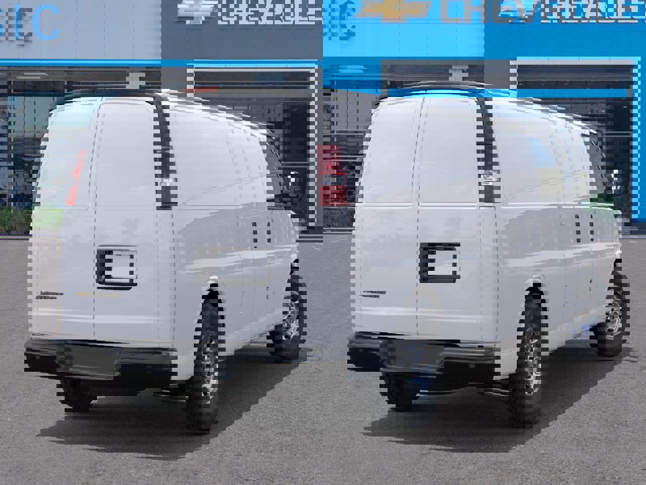 New 2025 Chevrolet Express 3500 Extended image 4