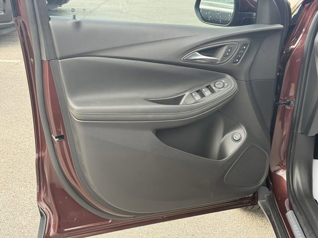 Used 2023 Buick Encore GX Essence w/ Experience Buick Package image 34