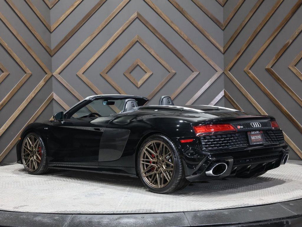 Used 2023 Audi R8 V10 performance w/ Carbon Exterior Package image 2