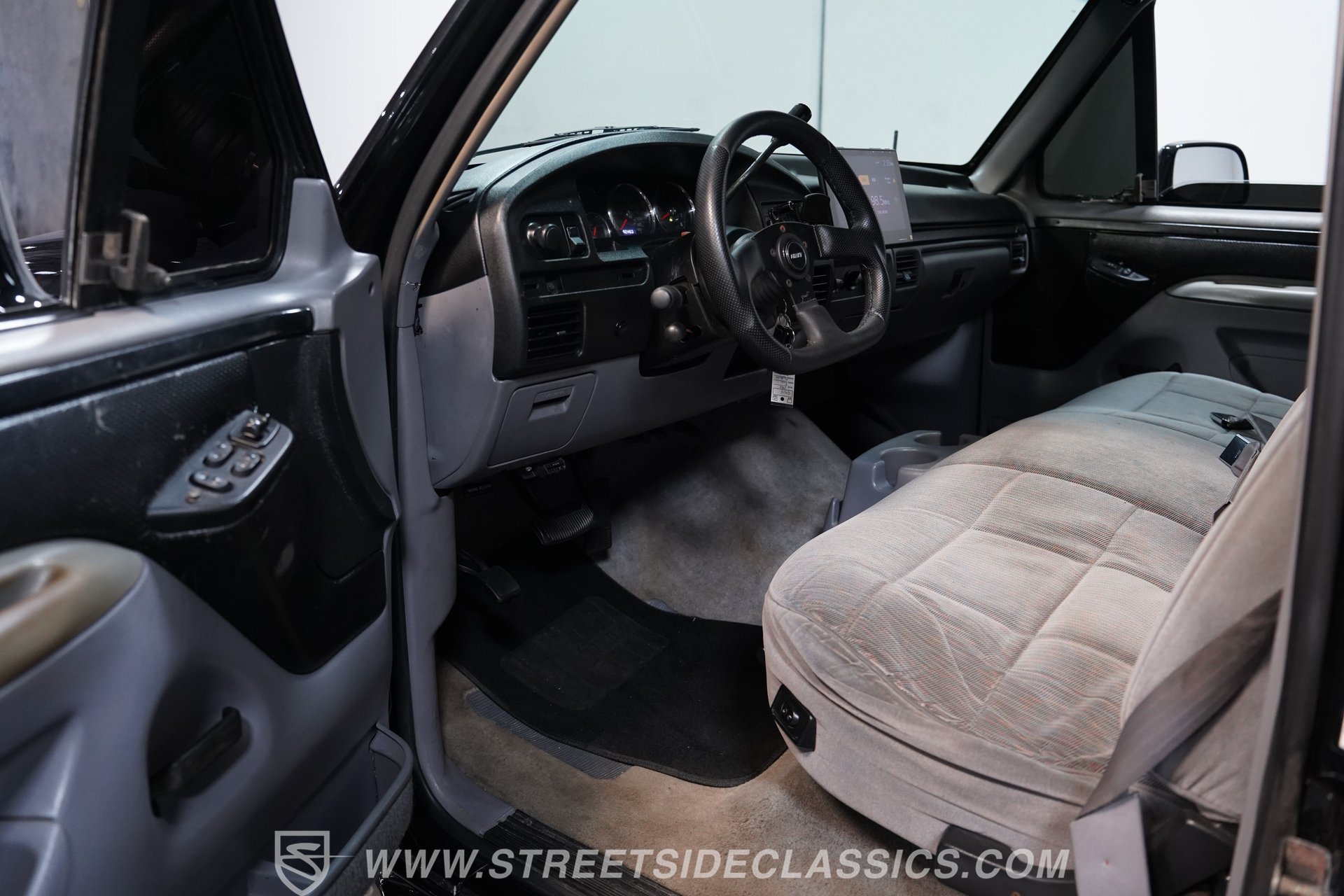 Used 1994 Ford F150 XL RWD image 4