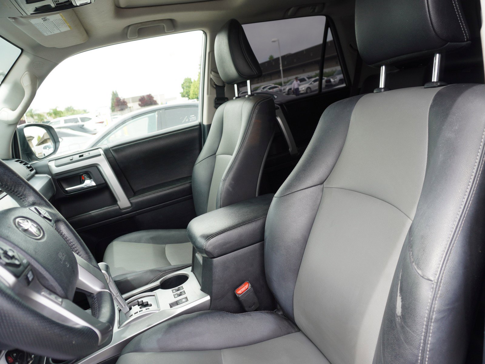 Used 2014 Toyota 4Runner SR5 Premium image 23