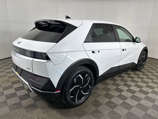 Used 2023 Hyundai Ioniq 5 SEL image 3