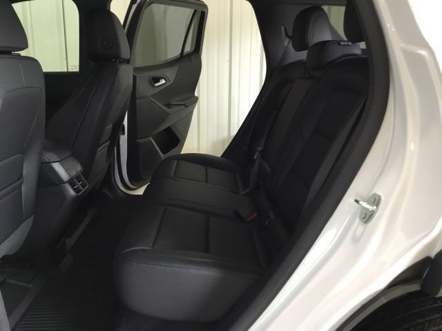 New 2026 Chevrolet Equinox LT w/ Convenience Package II AWD/4WD image 32