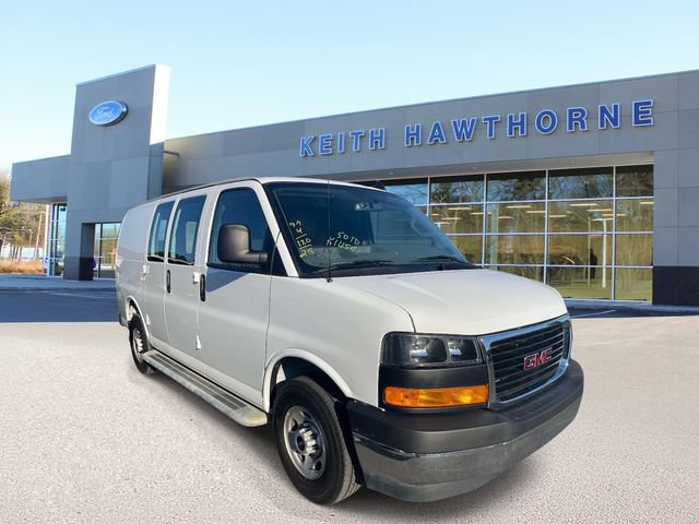 Used 2025 GMC Savana 2500 w/ Driver Convenience Package RWD video 1