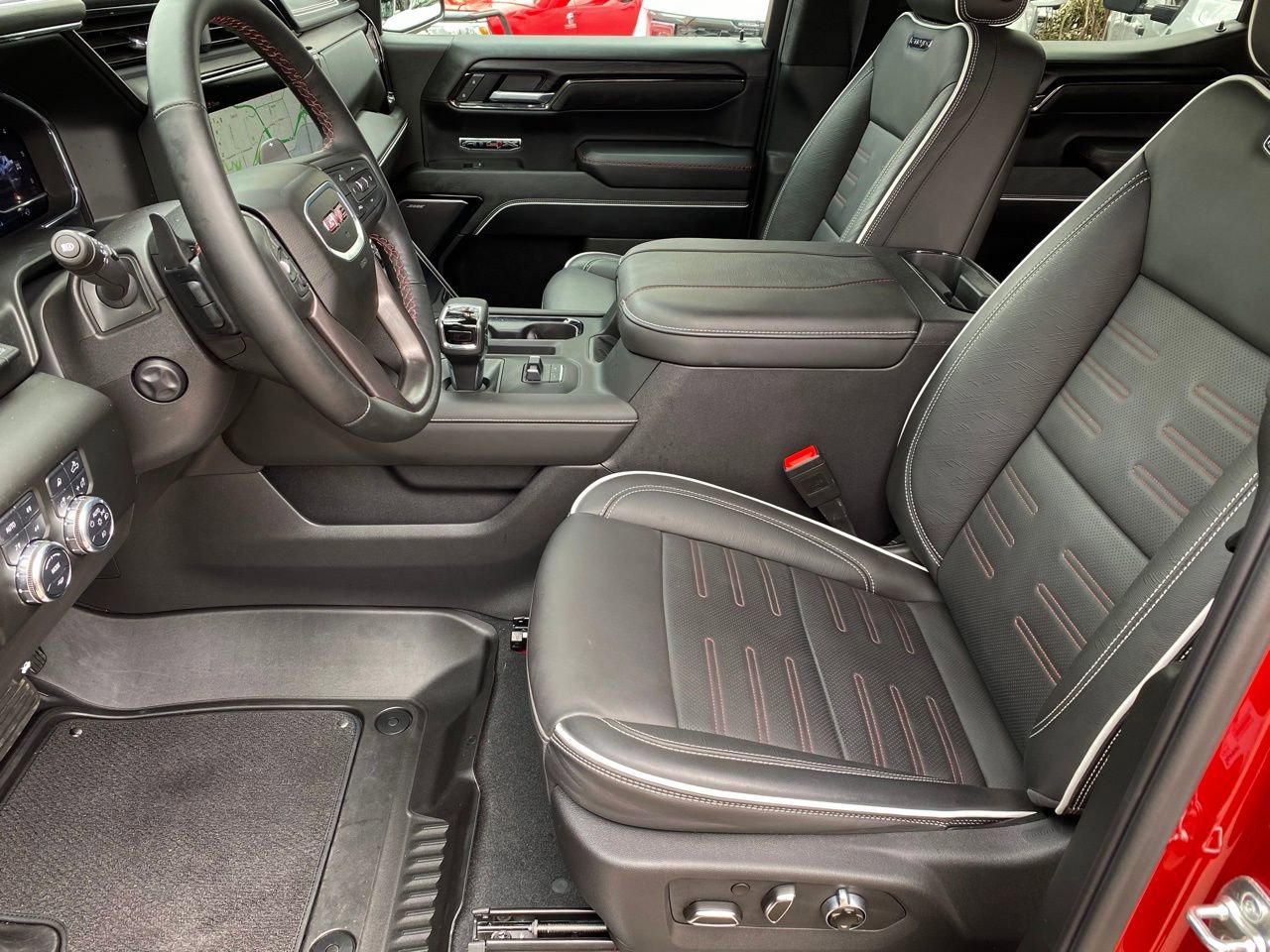 Used 2025 GMC Sierra 1500 AT4X image 13