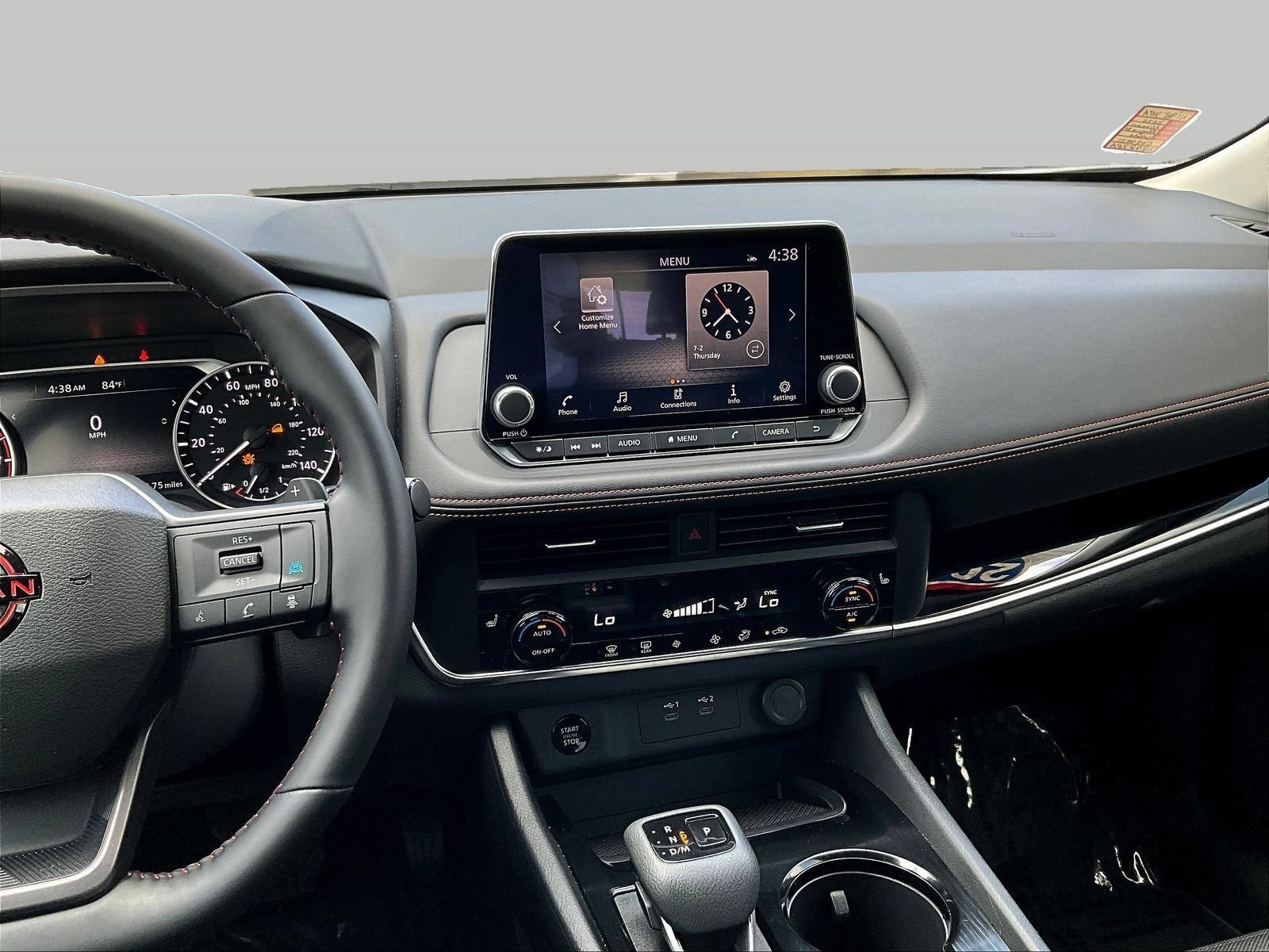 Used 2025 Nissan Rogue SV AWD/4WD image 11