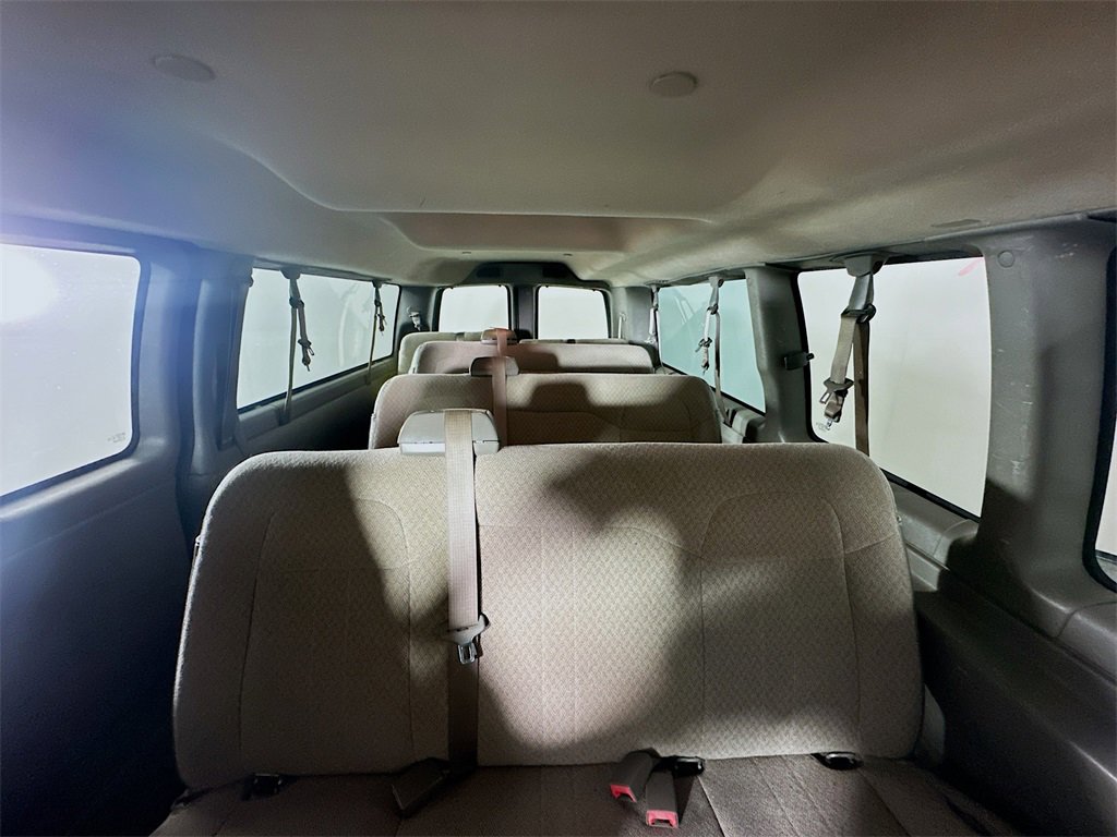 Used 2020 Chevrolet Express 3500 LT w/ LT Preferred Equipment Group image 13