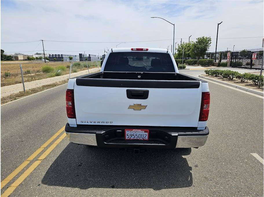 Used 2008 Chevrolet Silverado 1500 LT w/ Suspension Package, Off-Road AWD/4WD image 5