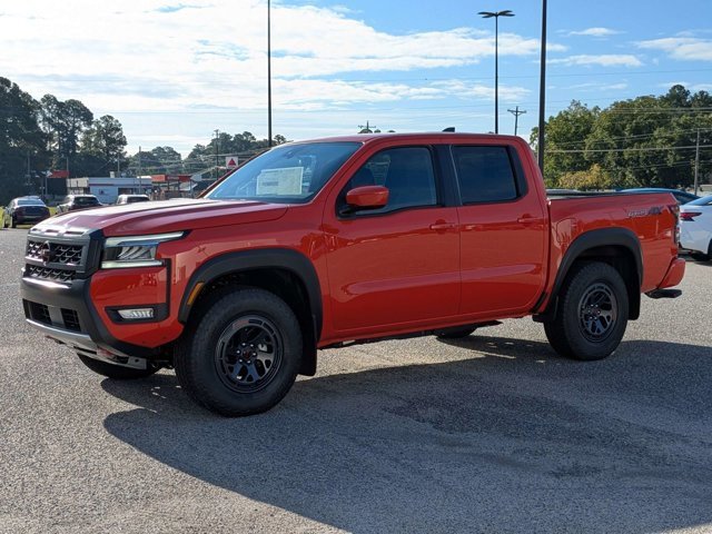 New 2025 Nissan Frontier PRO-4X w/ Interior Protection Package image 8