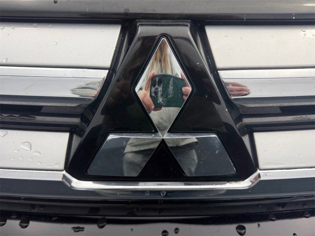 Used 2016 Mitsubishi Outlander GT image 30