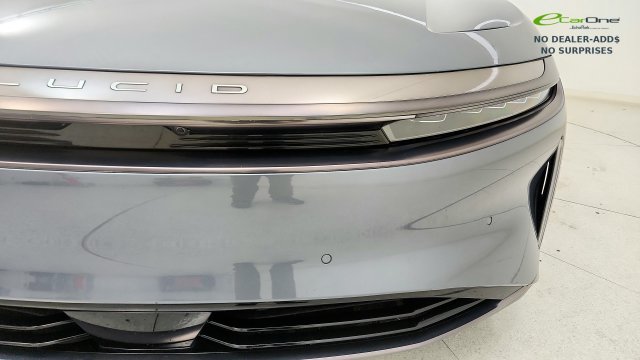 Used 2025 Lucid Air Pure RWD image 25