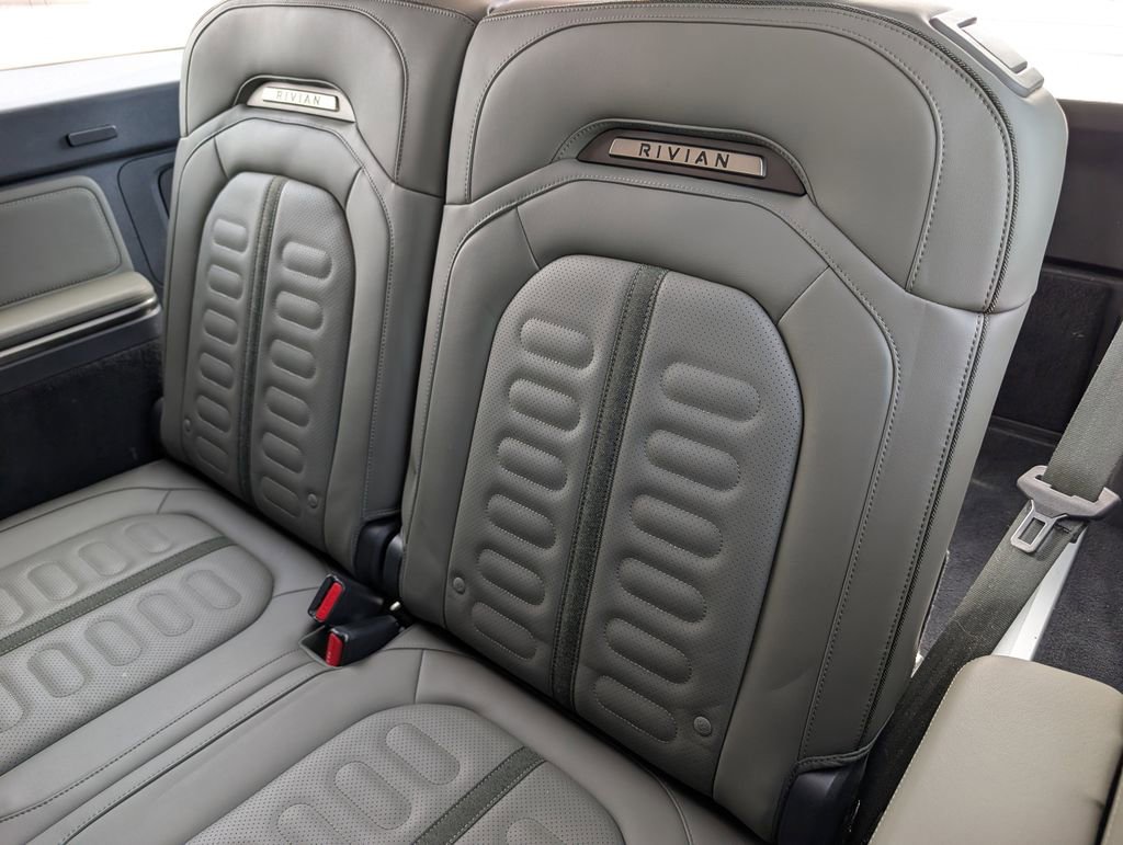 Used 2024 Rivian R1S Adventure AWD/4WD image 20