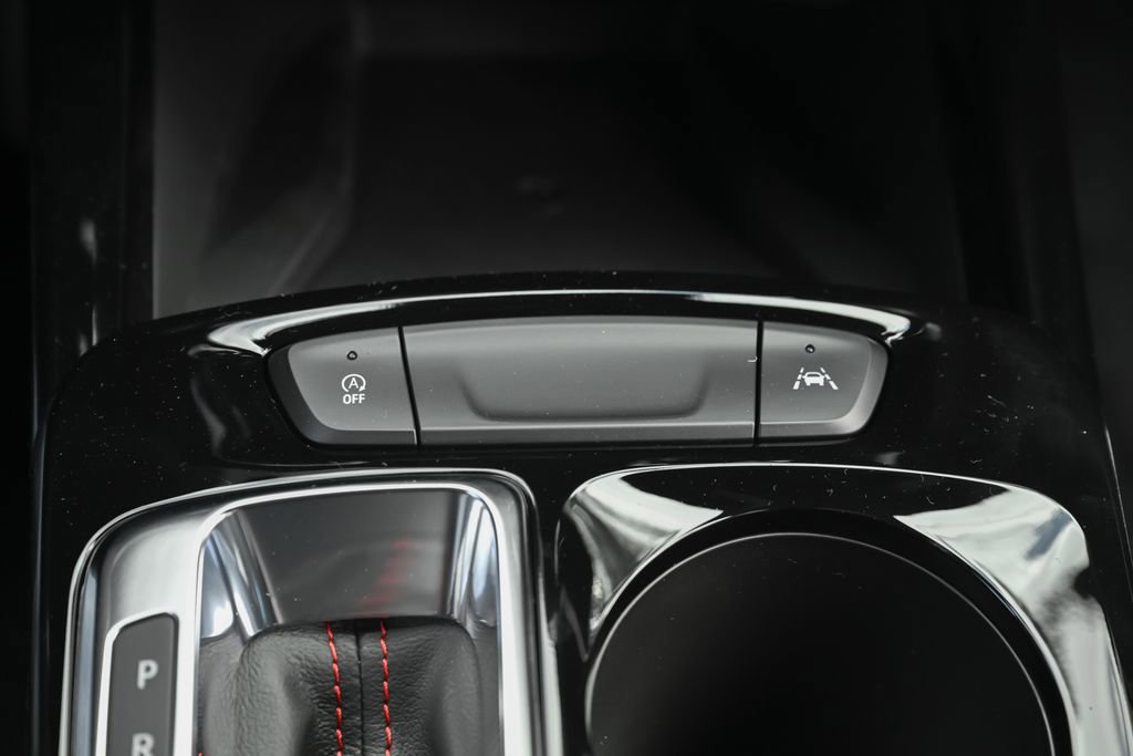 New 2026 Chevrolet Trax RS w/ Sunroof Package FWD image 29