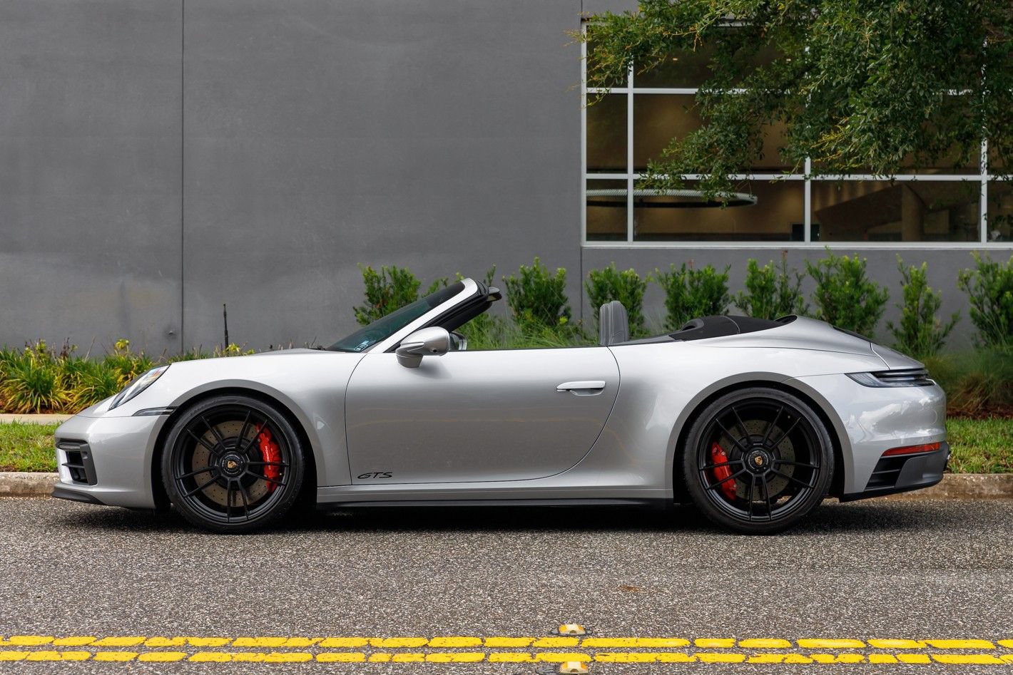 Used 2022 Porsche 911 Carrera GTS RWD image 26