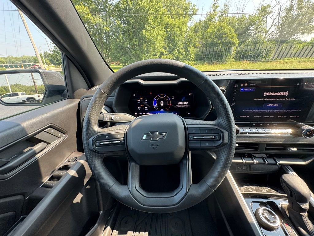 Used 2025 Chevrolet Colorado Trail Boss AWD/4WD image 45