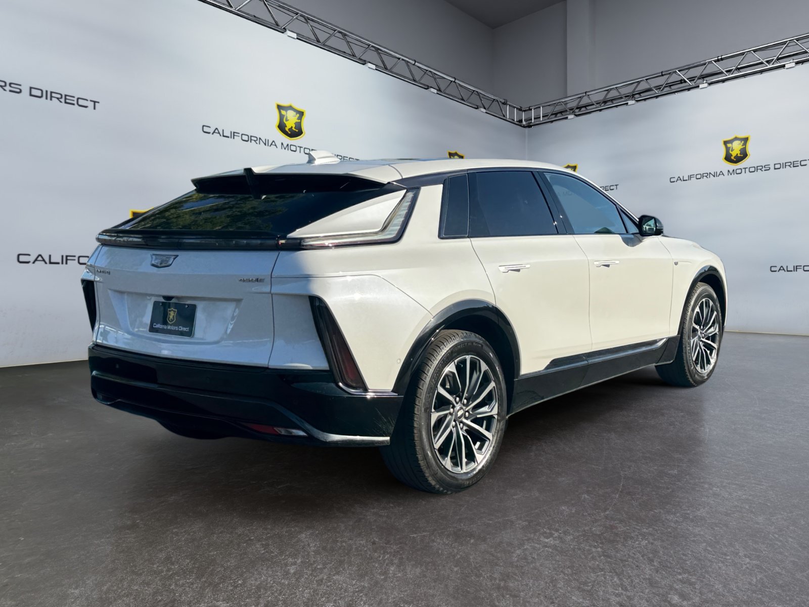 Used 2024 Cadillac Lyriq Sport RWD image 5