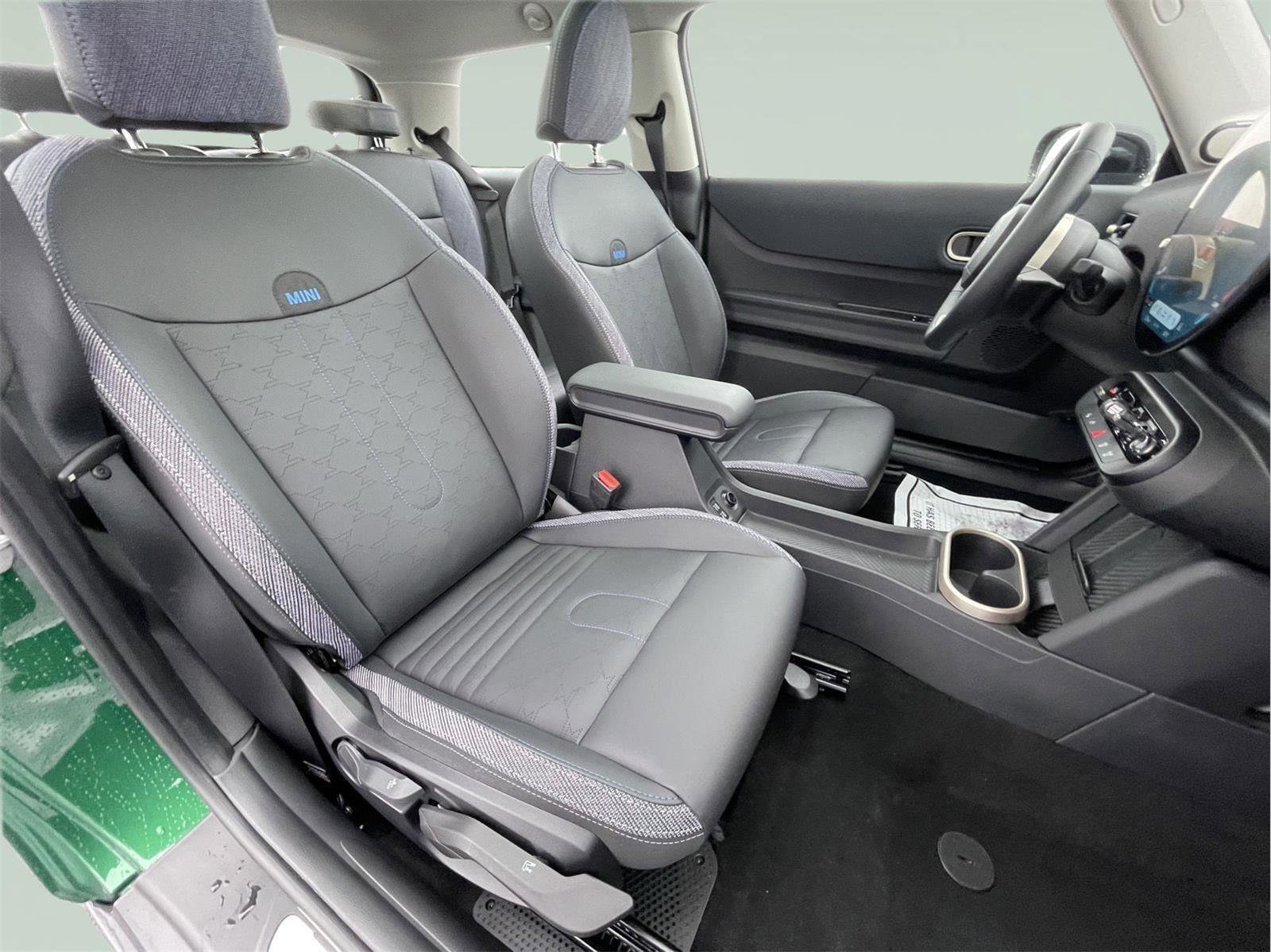 Used 2025 MINI Cooper S image 17