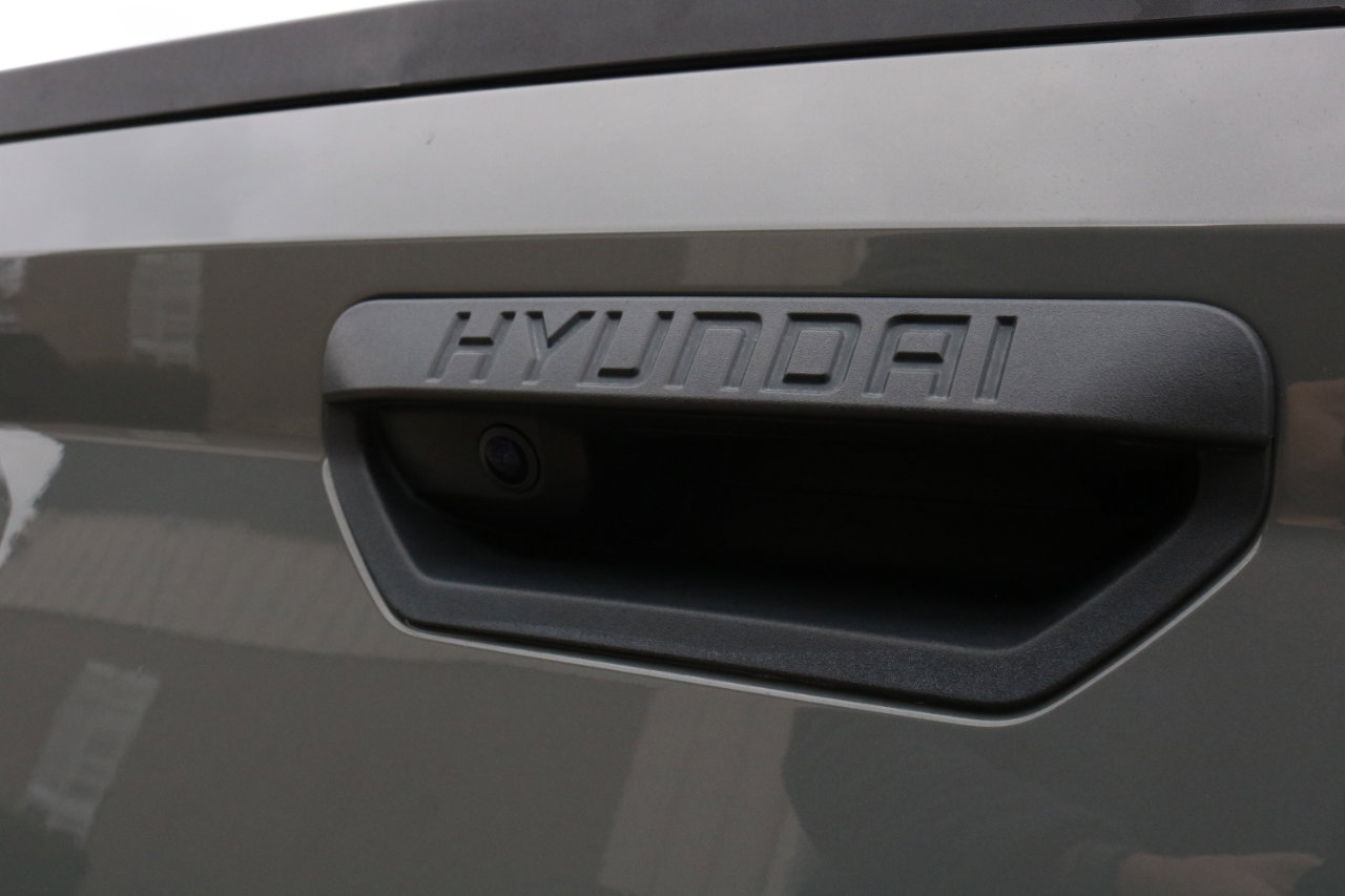 Used 2022 Hyundai Santa Cruz SEL image 18