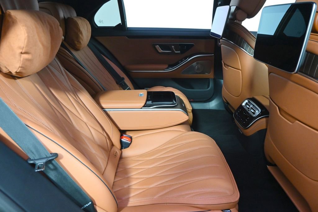 Used 2024 Mercedes-Benz S 63 AMG S image 17