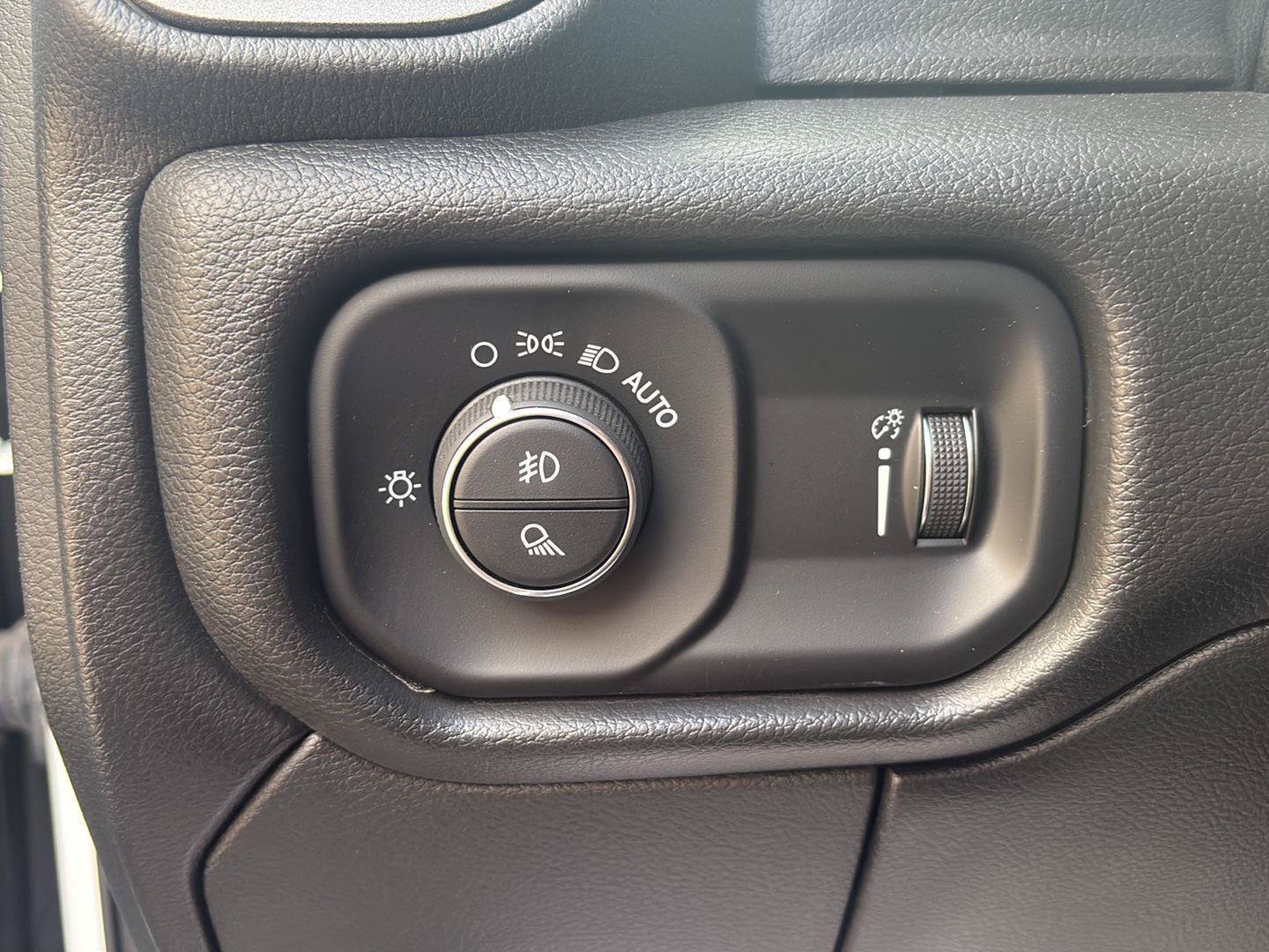 Used 2025 RAM 2500 Tradesman AWD/4WD image 7