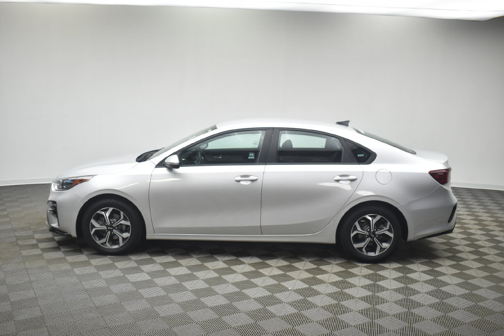 Used 2019 Kia Forte LXS FWD image 8