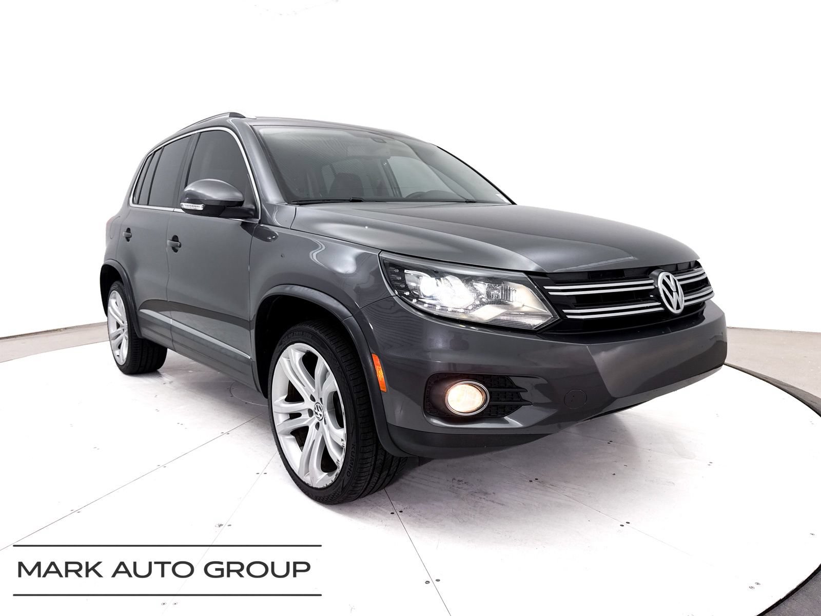 Used 2016 Volkswagen Tiguan SEL