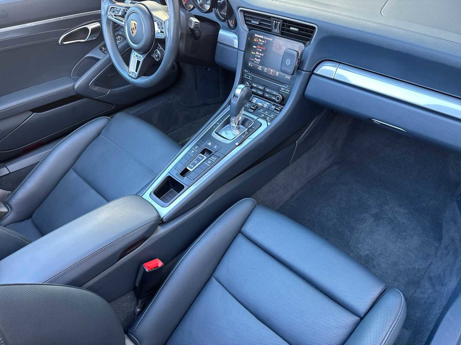 Certified 2017 Porsche 911 Turbo image 19