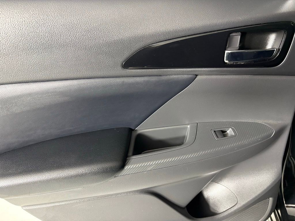 Used 2024 Mitsubishi Eclipse Cross SE image 33