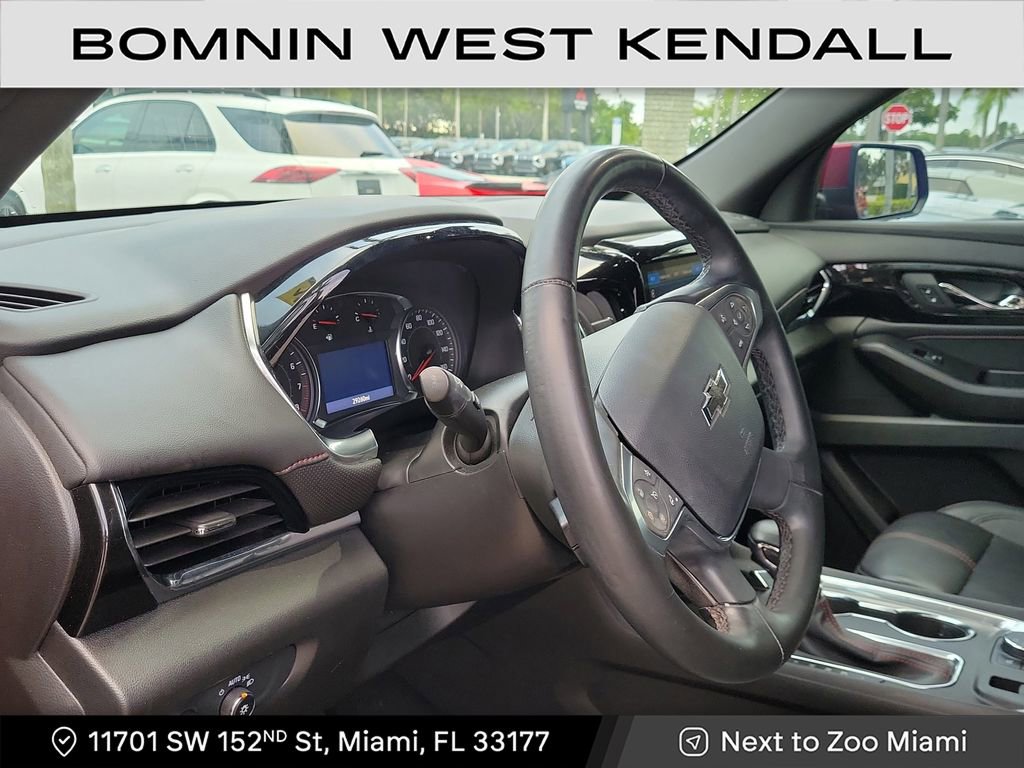 Used 2023 Chevrolet Traverse RS image 7